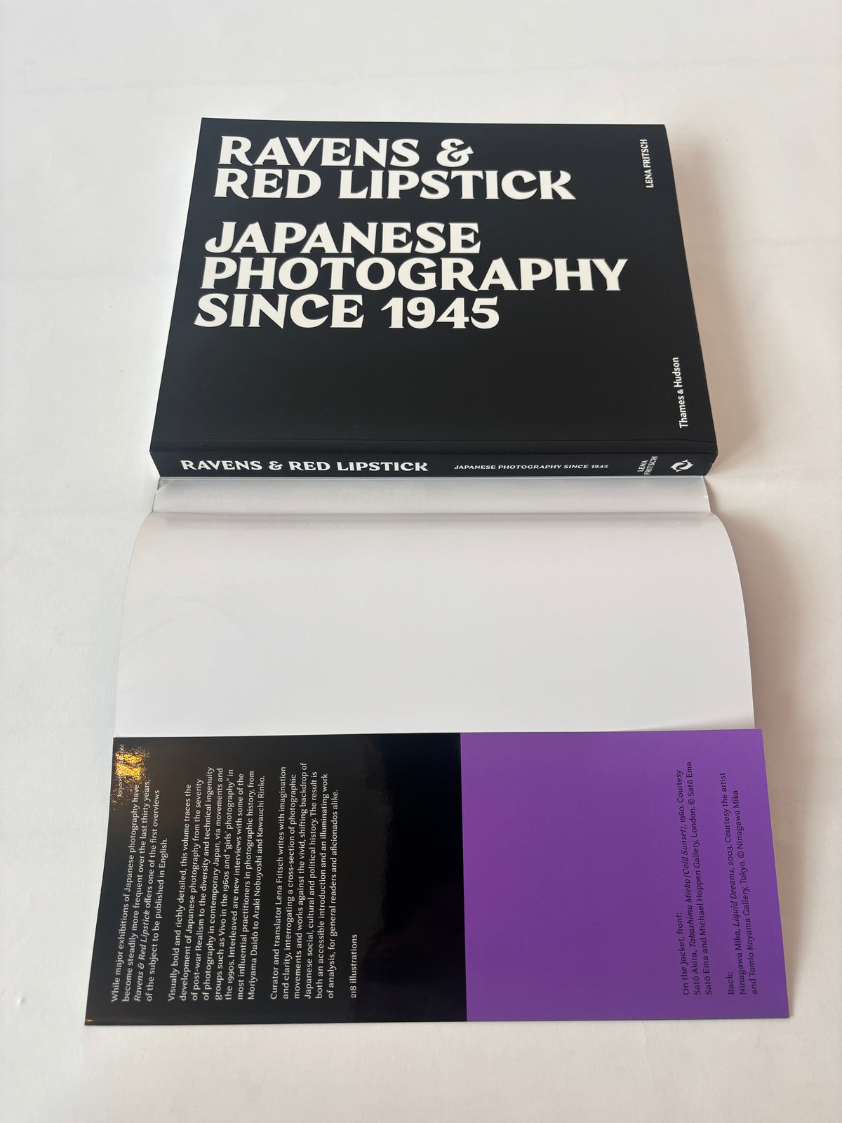 Ravens & Red Lipstick: Japanese Photography Since 1945 / Lena Fritsch / 2018 / Thames & Hudson /