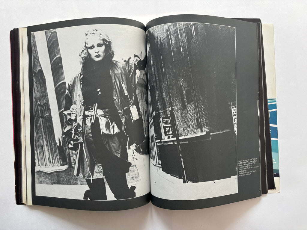 Deluxe #1 / Vivienne Westwood, Allen Jones et al / 1977 / Deluxe Publications