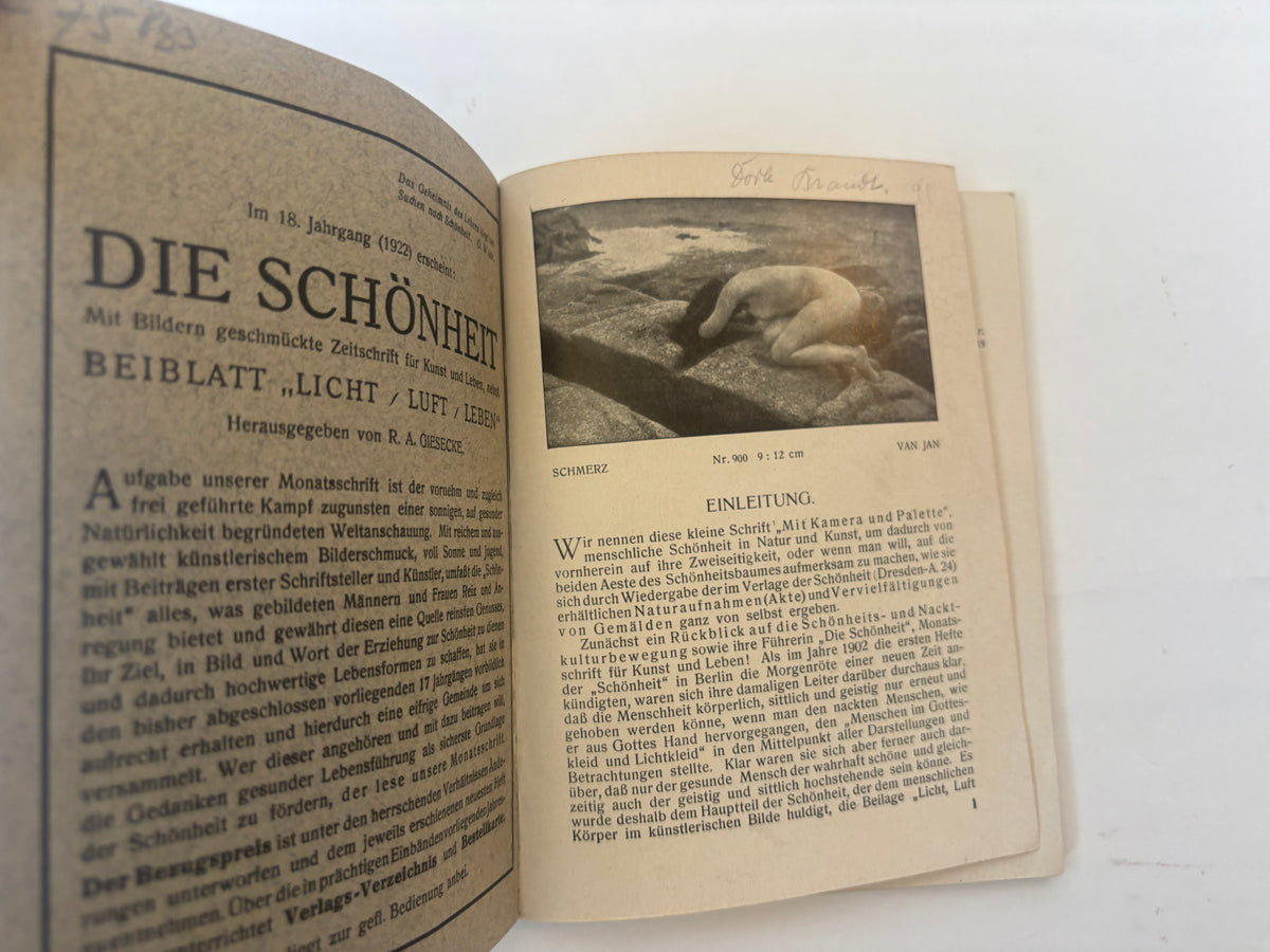 Mit Kamera Und Palette / Naturist Photography Catalogue / 1922