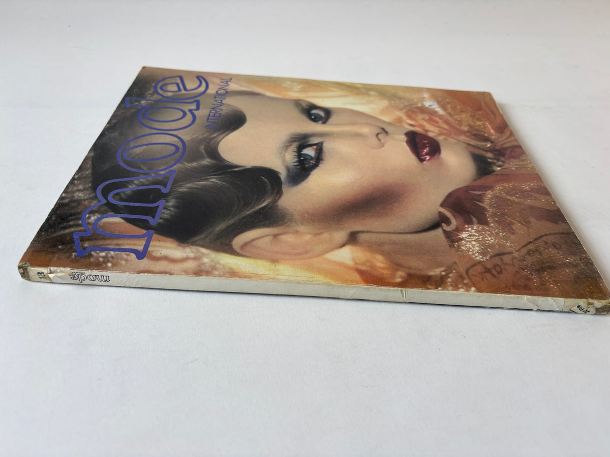 Mode International 13 / Gunnar Larsen / Couture Photography / 1976