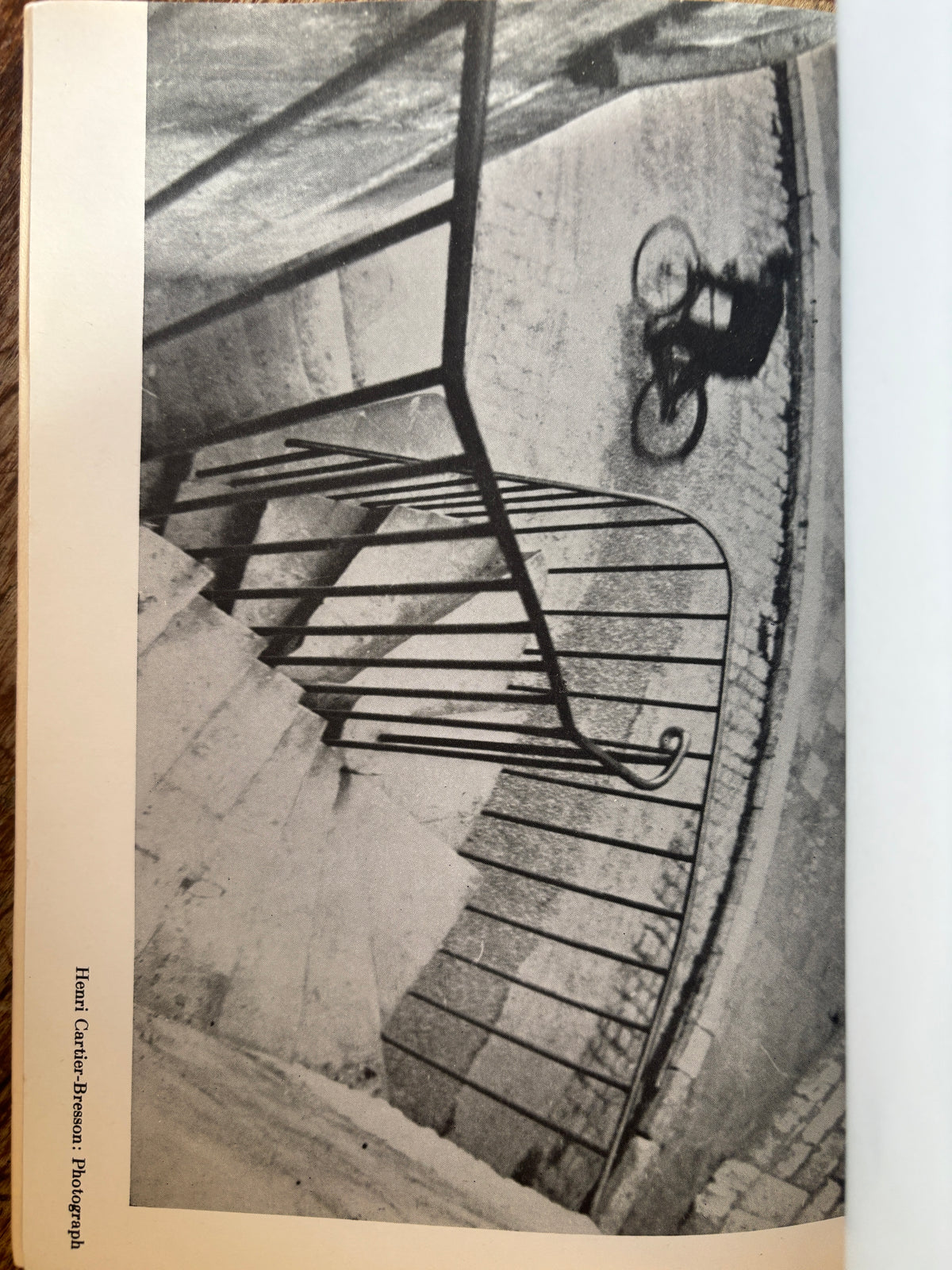 Transition / Issue #25 / w Joan Miró, Cartier-Bresson, Dylan Thomas, Hugo Ball / Fall 1936
