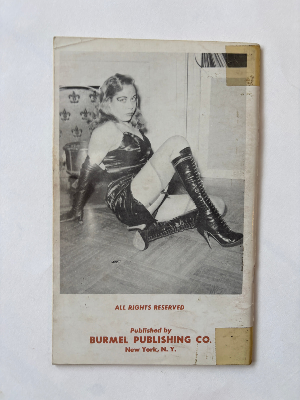 Exotique #26 / Eric Stanton & Gene Bilbrew / 1956 / Burmel Publishing Co.
